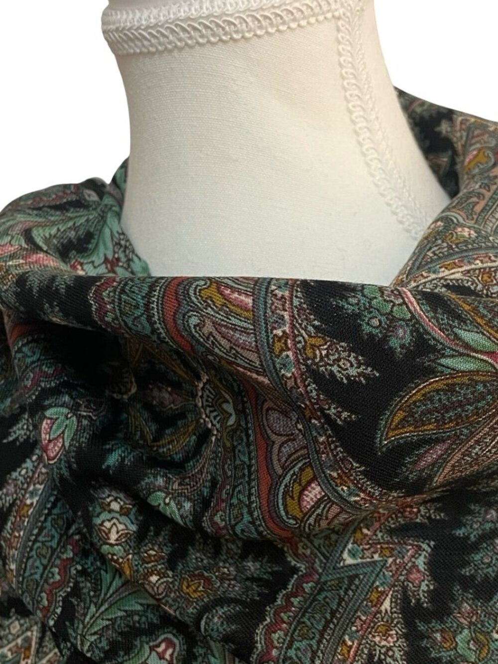 100% Wool Paisley Scarf Black Sage Green Burgundy Floral Fringe - Picture 4 of 8